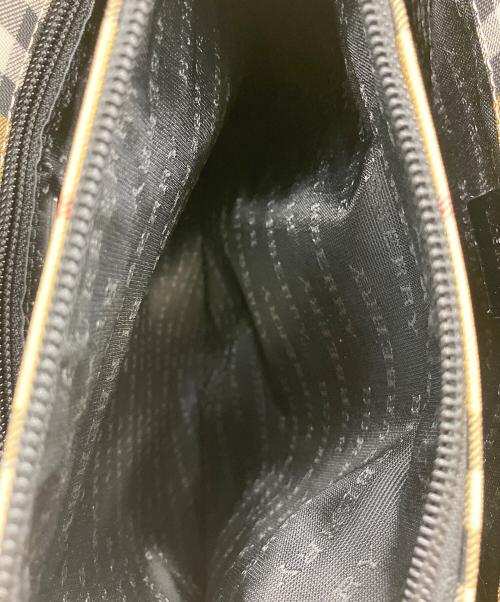 BURBERRY LONDON（バーバリーロンドン）BURBERRY LONDON (バーバリーロンドン) ノバチェック　ハンドバッグ ベージュの古着・服飾アイテム