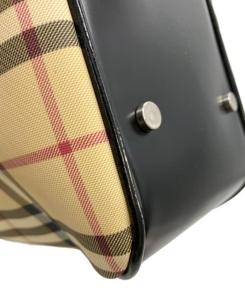BURBERRY LONDON（バーバリーロンドン）BURBERRY LONDON (バーバリーロンドン) ノバチェック　ハンドバッグ ベージュの古着・服飾アイテム