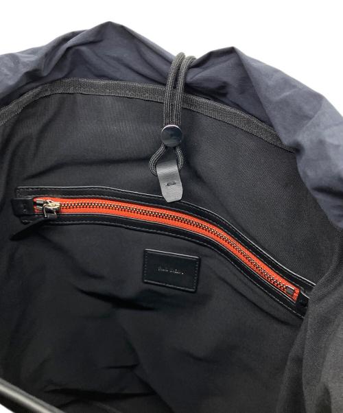 PAUL SMITH（ポールスミス）Paul Smith (ポールスミス) ストライプ スポーツ マウンテンリュック ブラックの古着・服飾アイテム