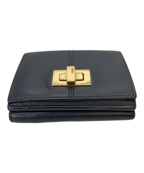 FENDI（フェンディ）FENDI (フェンディ) ピーカブーセレリア　コンパクトウォレットの古着・服飾アイテム