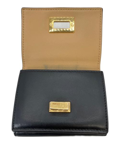 FENDI（フェンディ）FENDI (フェンディ) ピーカブーセレリア　コンパクトウォレットの古着・服飾アイテム