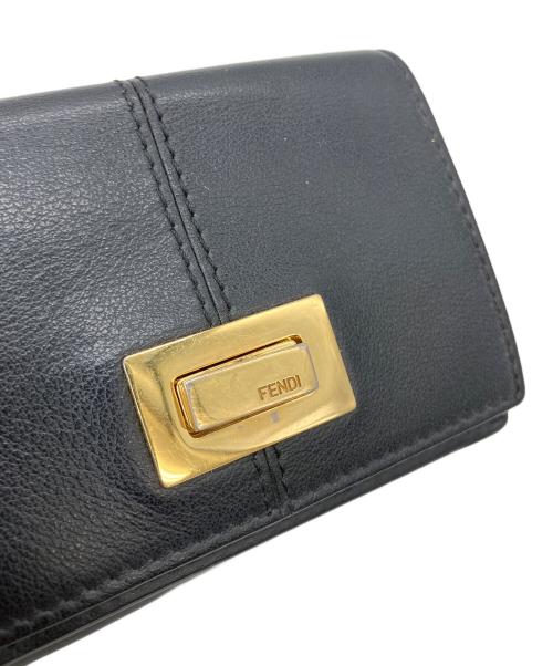 FENDI（フェンディ）FENDI (フェンディ) ピーカブーセレリア　コンパクトウォレットの古着・服飾アイテム