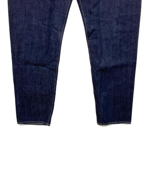 MOANDMO CLOTHING（モーアンドモークロージング）MOANDMO CLOTHING (モーアンドモークロージング) 7834211205　デニムパンツ インディゴ サイズ:W32×L32 未使用品の古着・服飾アイテム