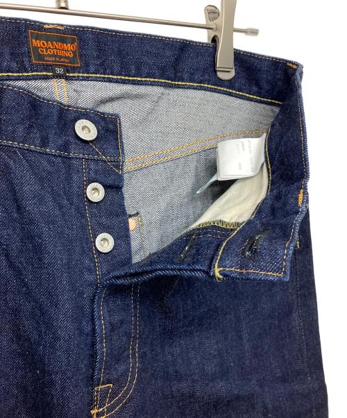 MOANDMO CLOTHING（モーアンドモークロージング）MOANDMO CLOTHING (モーアンドモークロージング) 7834211205　デニムパンツ インディゴ サイズ:W32×L32 未使用品の古着・服飾アイテム