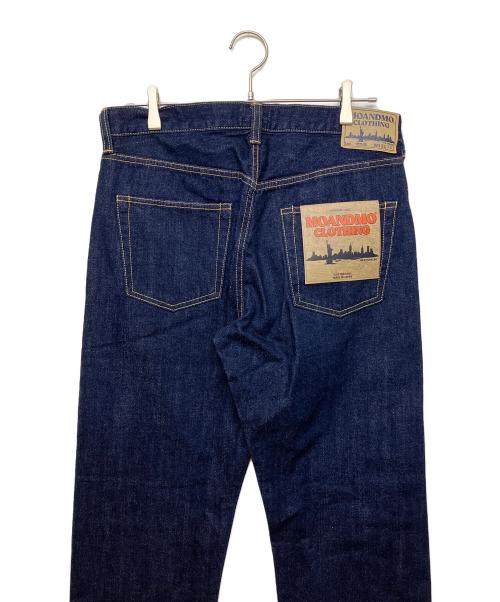 MOANDMO CLOTHING（モーアンドモークロージング）MOANDMO CLOTHING (モーアンドモークロージング) 7834211205　デニムパンツ インディゴ サイズ:W32×L32 未使用品の古着・服飾アイテム