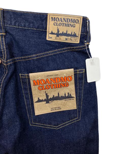 MOANDMO CLOTHING（モーアンドモークロージング）MOANDMO CLOTHING (モーアンドモークロージング) デニムパンツ インディゴ サイズ:W30×L30 未使用品の古着・服飾アイテム