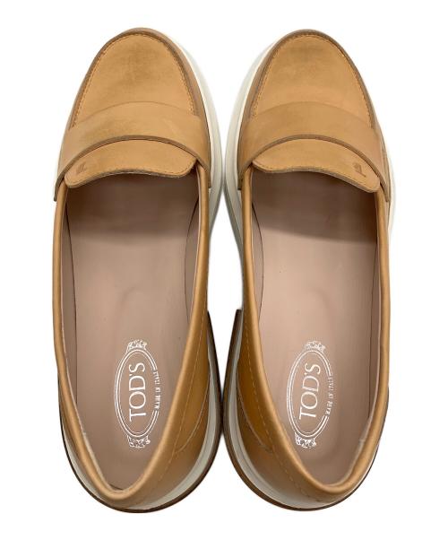 TOD'S（トッズ）TOD'S (トッズ) ローファー ベージュ サイズ:23.5cmの古着・服飾アイテム