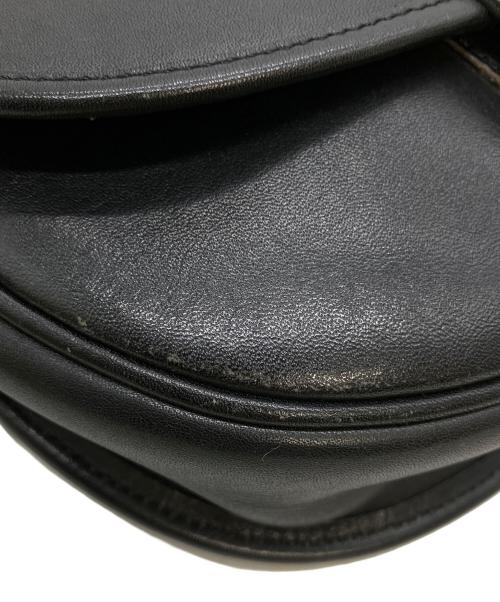 Yves Saint Laurent（イヴサンローラン）Yves Saint Laurent (イヴサンローラン) ショルダーバッグ ブラックの古着・服飾アイテム