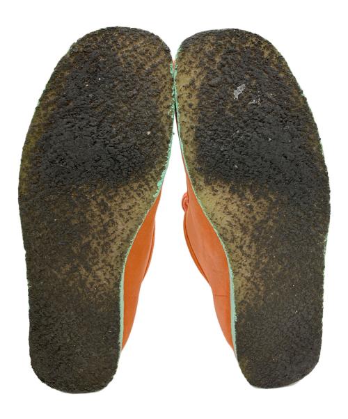 CLARKS（クラークス）CLARKS (クラークス) ワラビーシューズ オレンジ サイズ:26.5cmの古着・服飾アイテム