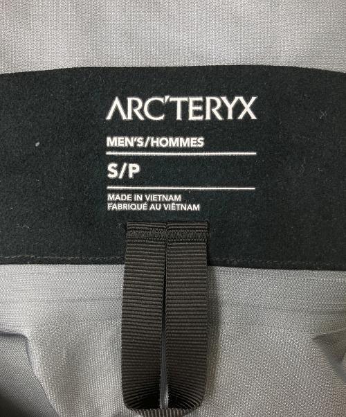 ARC'TERYX（アークテリクス）ARC'TERYX (アークテリクス) X000009684　Beta SL Jacket　ナイロンパーカー グリーン サイズ:Sの古着・服飾アイテム