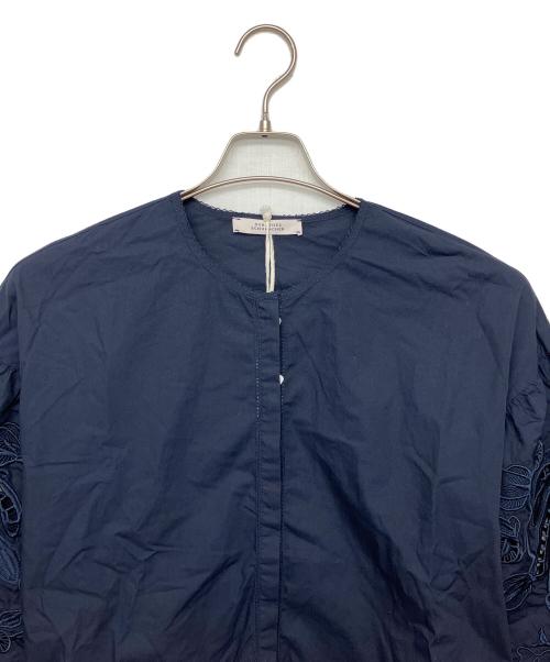 DOROTHEE SCHUMACHER（ドロシーシューマッハ）DOROTHEE SCHUMACHER (ドロシーシューマッハ) EMBROIDERED BEAUTY blouse ネイビー サイズ:M 未使用品の古着・服飾アイテム