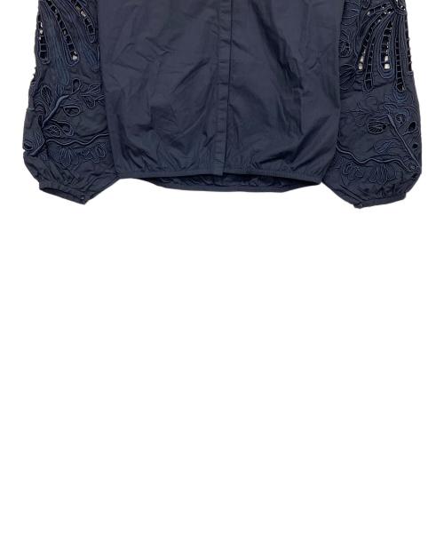DOROTHEE SCHUMACHER（ドロシーシューマッハ）DOROTHEE SCHUMACHER (ドロシーシューマッハ) EMBROIDERED BEAUTY blouse ネイビー サイズ:M 未使用品の古着・服飾アイテム