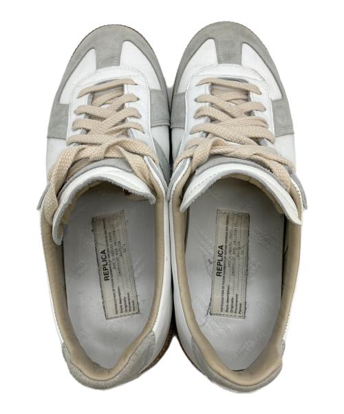 Maison Margiela（メゾンマルジェラ）Maison Margiela (メゾンマルジェラ) S37WS0562 P3724　REPLICA　ジャーマントレーナー ホワイト×グレー サイズ:41の古着・服飾アイテム