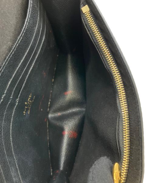 LOUIS VUITTON（ルイ ヴィトン）LOUIS VUITTON (ルイ ヴィトン) Ｍ68750 チェーンショルダーバッグ ブラックの古着・服飾アイテム