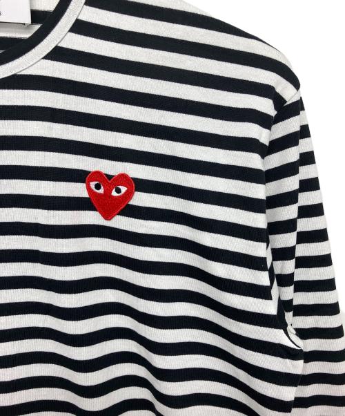PLAY COMME des GARCONS（プレイコムデギャルソン）PLAY COMME des GARCONS (プレイコムデギャルソン) AX-T164　ボーダーカットソー ホワイト×ブラック サイズ: L 未使用品の古着・服飾アイテム