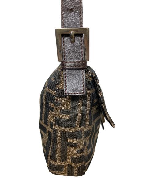 FENDI（フェンディ）FENDI (フェンディ) ズッカ　マンマバケット　ショルダーバッグ ブラウンの古着・服飾アイテム