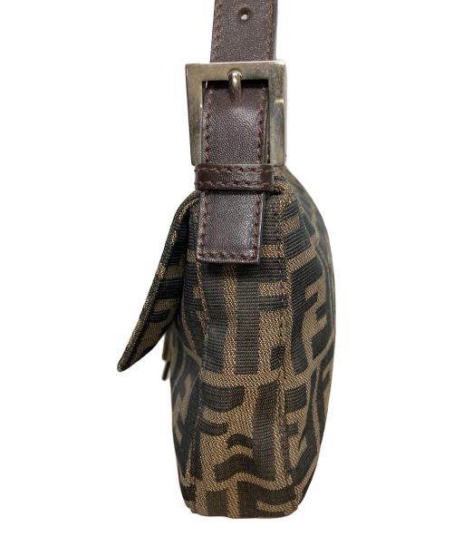 FENDI（フェンディ）FENDI (フェンディ) ズッカ　マンマバケット　ショルダーバッグ ブラウンの古着・服飾アイテム