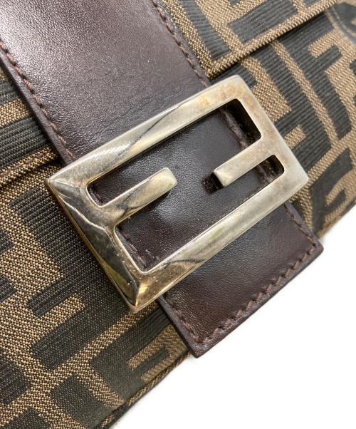 FENDI（フェンディ）FENDI (フェンディ) ズッカ　マンマバケット　ショルダーバッグ ブラウンの古着・服飾アイテム