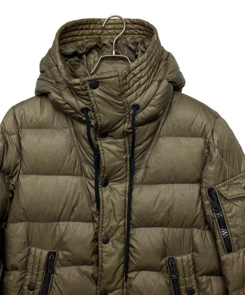 MONCLER（モンクレール）MONCLER (モンクレール) BASILE バジーレ　ダウンジャケット ベージュ サイズ:３の古着・服飾アイテム