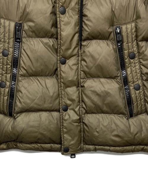 MONCLER（モンクレール）MONCLER (モンクレール) BASILE バジーレ　ダウンジャケット ベージュ サイズ:３の古着・服飾アイテム