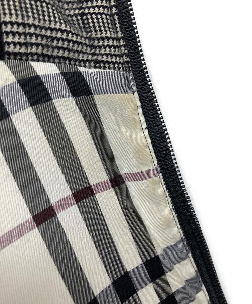 BURBERRY BLACK LABEL（バーバリーブラックレーベル）BURBERRY BLACK LABEL (バーバリーブラックレーベル) BMP84-138-05　ダウンジャケット グレー サイズ:Lの古着・服飾アイテム