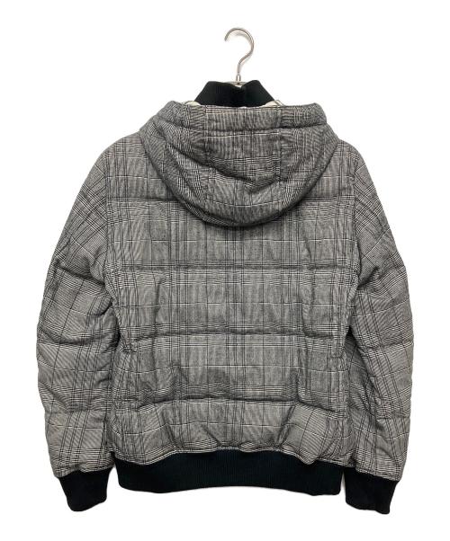 BURBERRY BLACK LABEL（バーバリーブラックレーベル）BURBERRY BLACK LABEL (バーバリーブラックレーベル) BMP84-138-05　ダウンジャケット グレー サイズ:Lの古着・服飾アイテム