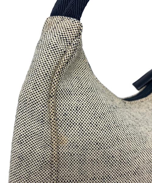 PRADA（プラダ）PRADA (プラダ) カナバ バッグ ベージュの古着・服飾アイテム