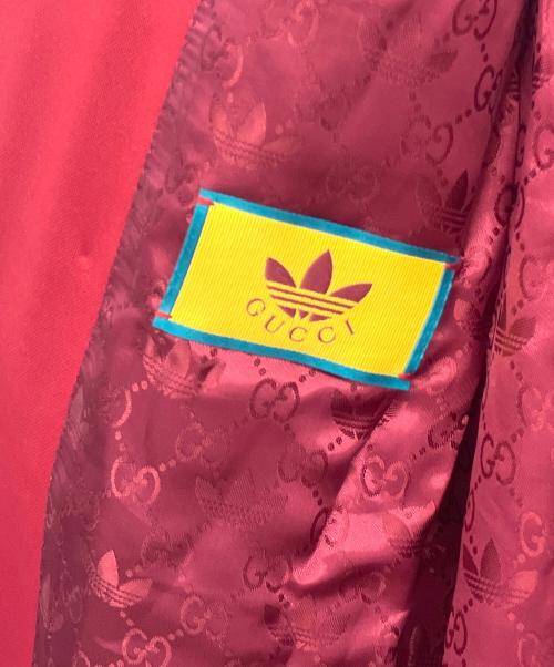 GUCCI（グッチ）GUCCI (グッチ) adidas (アディダス) ラインノーカラーダブルジャケット レッド サイズ:46の古着・服飾アイテム