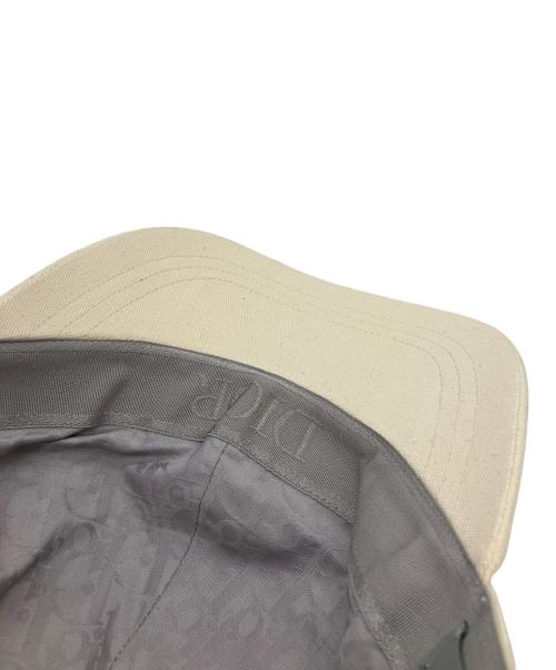 Dior（ディオール）DIOR (ディオール) 383C911E4511　キャップ アイボリー サイズ:Lの古着・服飾アイテム
