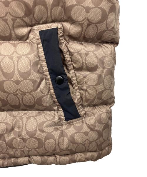 COACH（コーチ）COACH (コーチ) C5036　ダウンベスト アイボリー×ブラック サイズ:Lの古着・服飾アイテム
