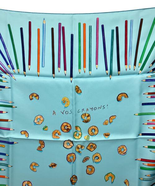 HERMES（エルメス）HERMES (エルメス) カレ90 A VOS CRAYONS（さあ色鉛筆を出して） スカーフ ブルー 未使用品の古着・服飾アイテム