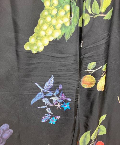 CABAN（キャバン）CABaN (キャバン) コットン Green Showerプリント 2タックワイドパンツ ブラック サイズ:Sの古着・服飾アイテム