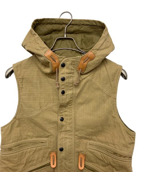 COLIMBO（コリンボ）COLIMBO (コリンボ) ベスト ベージュ サイズ:Mの古着・服飾アイテム