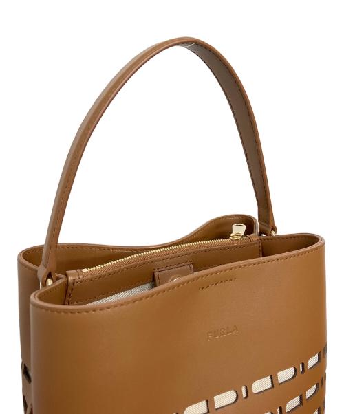 FURLA（フルラ）FURLA (フルラ) バスケットバッグM ベージュの古着・服飾アイテム