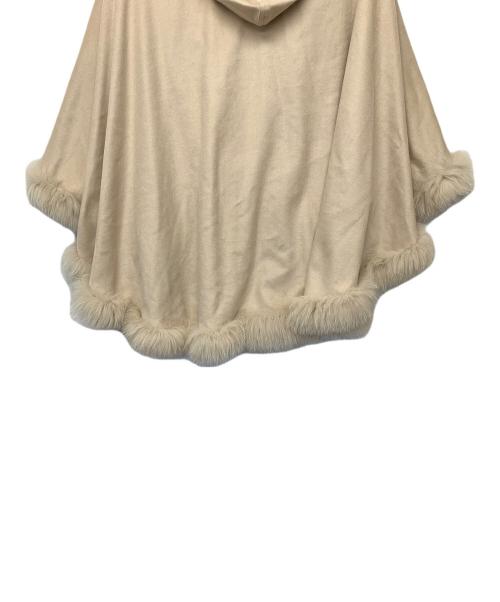 BALMAIN（バルマン）BALMAIN (バルマン) カシミヤフォックスポンチョ ベージュ サイズ:Freeの古着・服飾アイテム