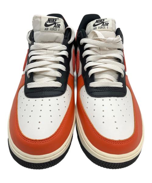 NIKE（ナイキ）NIKE (ナイキ) HQ4987-010　AIR FORCE1 LOW　スニーカー ホワイト×オレンジ サイズ:27cmの古着・服飾アイテム