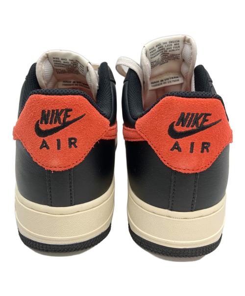 NIKE（ナイキ）NIKE (ナイキ) HQ4987-010　AIR FORCE1 LOW　スニーカー ホワイト×オレンジ サイズ:27cmの古着・服飾アイテム