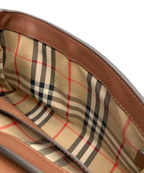 BURBERRY LONDON（バーバリーロンドン）BURBERRY LONDON (バーバリーロンドン) 8021111 ショルダーバッグ ブラウンの古着・服飾アイテム