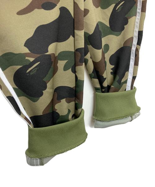 adidas（アディダス）adidas (アディダス) A BATHING APE (アベイシングエイプ) DP0187　BAPE TRACK PANT オリーブ サイズ:Oの古着・服飾アイテム