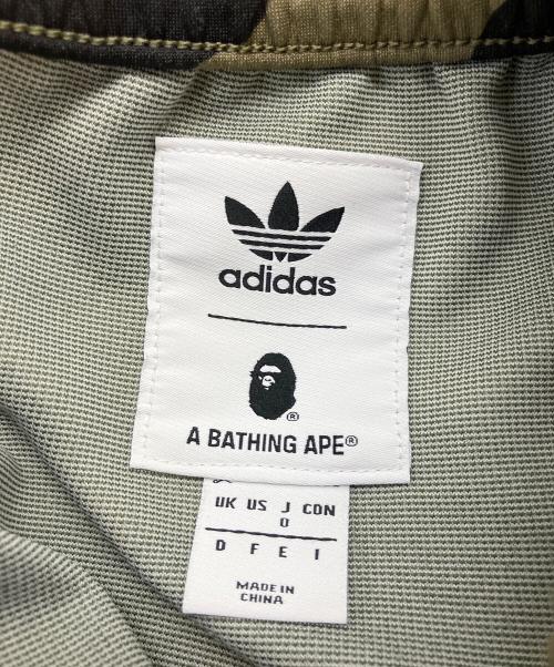 adidas（アディダス）adidas (アディダス) A BATHING APE (アベイシングエイプ) DP0187　BAPE TRACK PANT オリーブ サイズ:Oの古着・服飾アイテム