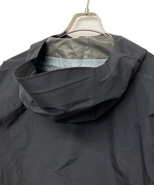 ARC'TERYX（アークテリクス）ARC'TERYX (アークテリクス) BEAMS (ビームス) 28177-130833　ZETA SL JACKET ブラック サイズ:Lの古着・服飾アイテム