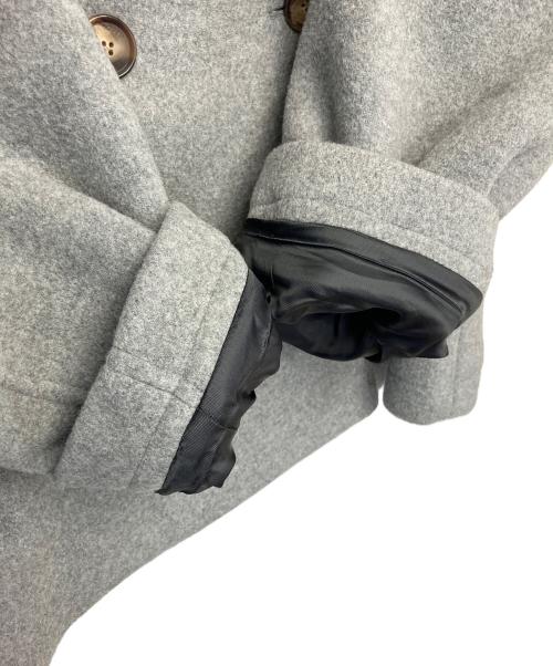 LACOSTE（ラコステ）LACOSTE (ラコステ) BF8411　ショートオーバーサイズウールブレンドPコート グレー サイズ:36 未使用品の古着・服飾アイテム