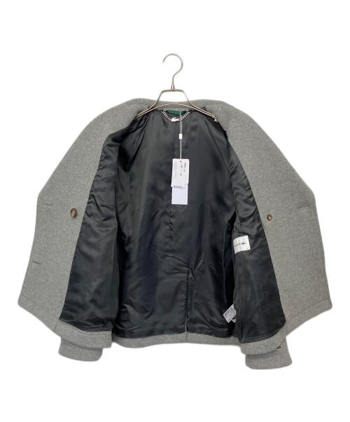 LACOSTE（ラコステ）LACOSTE (ラコステ) BF8411　ショートオーバーサイズウールブレンドPコート グレー サイズ:36 未使用品の古着・服飾アイテム