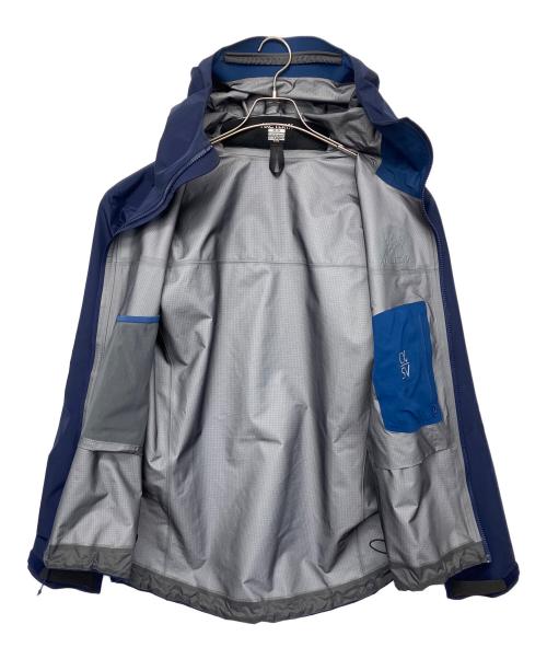 ARC'TERYX（アークテリクス）ARC'TERYX (アークテリクス) ALPHA SV JACKET ネイビー サイズ:Mの古着・服飾アイテム