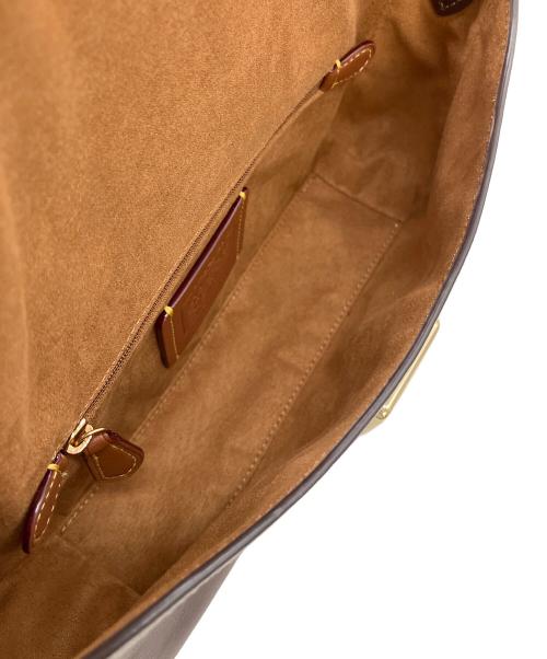 COACH（コーチ）COACH (コーチ) エッタ スモール フラップ ショルダー バッグ ブラウンの古着・服飾アイテム