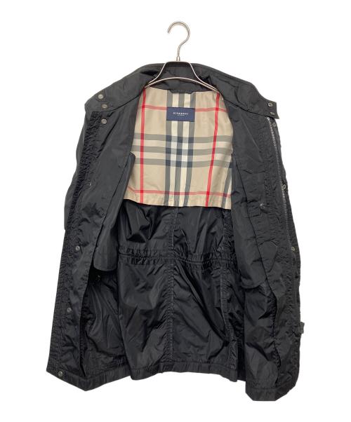 BURBERRY LONDON（バーバリーロンドン）BURBERRY LONDON (バーバリーロンドン) A1F36-305-09 ナイロンジャケット ブラック サイズ:Mの古着・服飾アイテム