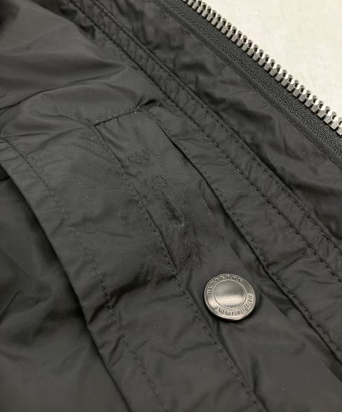 BURBERRY LONDON（バーバリーロンドン）BURBERRY LONDON (バーバリーロンドン) A1F36-305-09 ナイロンジャケット ブラック サイズ:Mの古着・服飾アイテム