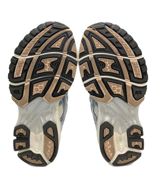asics（アシックス）asics (アシックス) 1203A537　スニーカー シルバー×ホワイト サイズ:26cmの古着・服飾アイテム