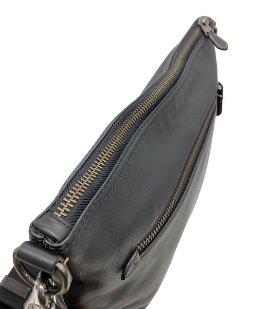 COACH（コーチ）COACH (コーチ) F72511 ショルダーバッグ ブラックの古着・服飾アイテム