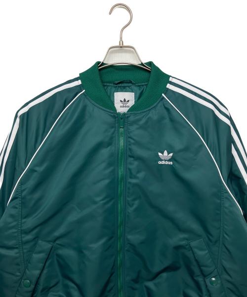 adidas（アディダス）adidas (アディダス) HZ0693　プレミアムカレッジジャケット グリーン サイズ:2XL 未使用品の古着・服飾アイテム